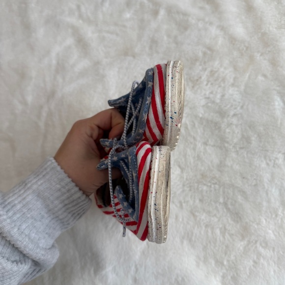 Hey Dude Wally Youth Patriotic Size 11 - Picture 8 of 13